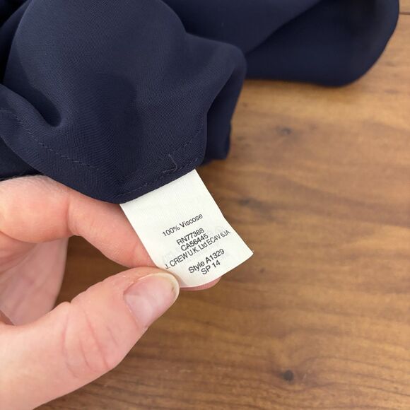J Crew Navy Blue Drapey Crepe Viscose Sleeveless Tank Top Shirt A1329 Size 6 - Picture 6 of 7